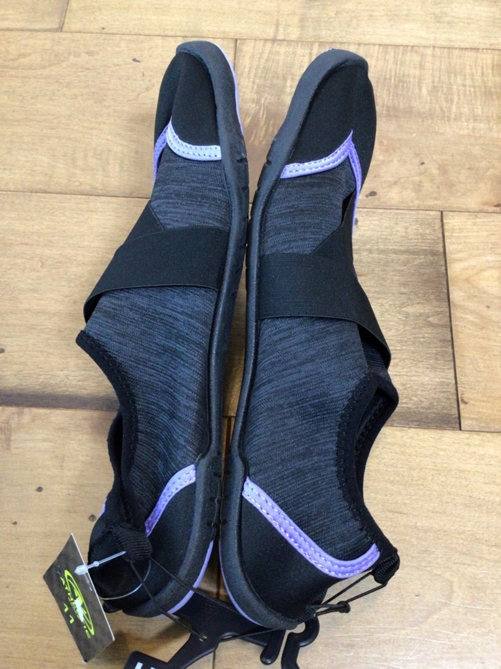 Athletic Works Women’s Five Toe Water Shoes Size 11 Black Lavender Beach Pool. - Picture 8 of 10